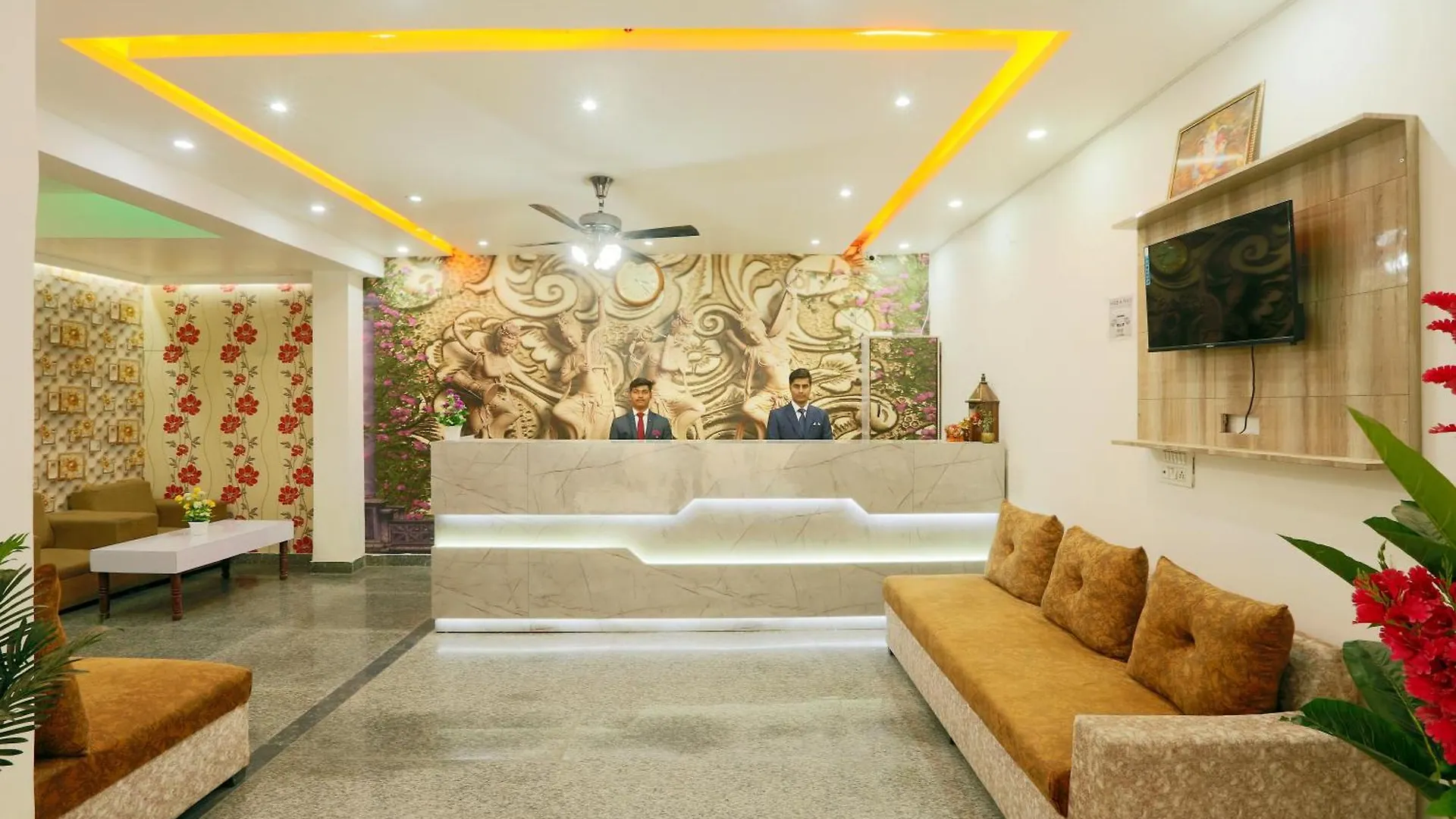 Hotel Roomsity Pride New Delhi